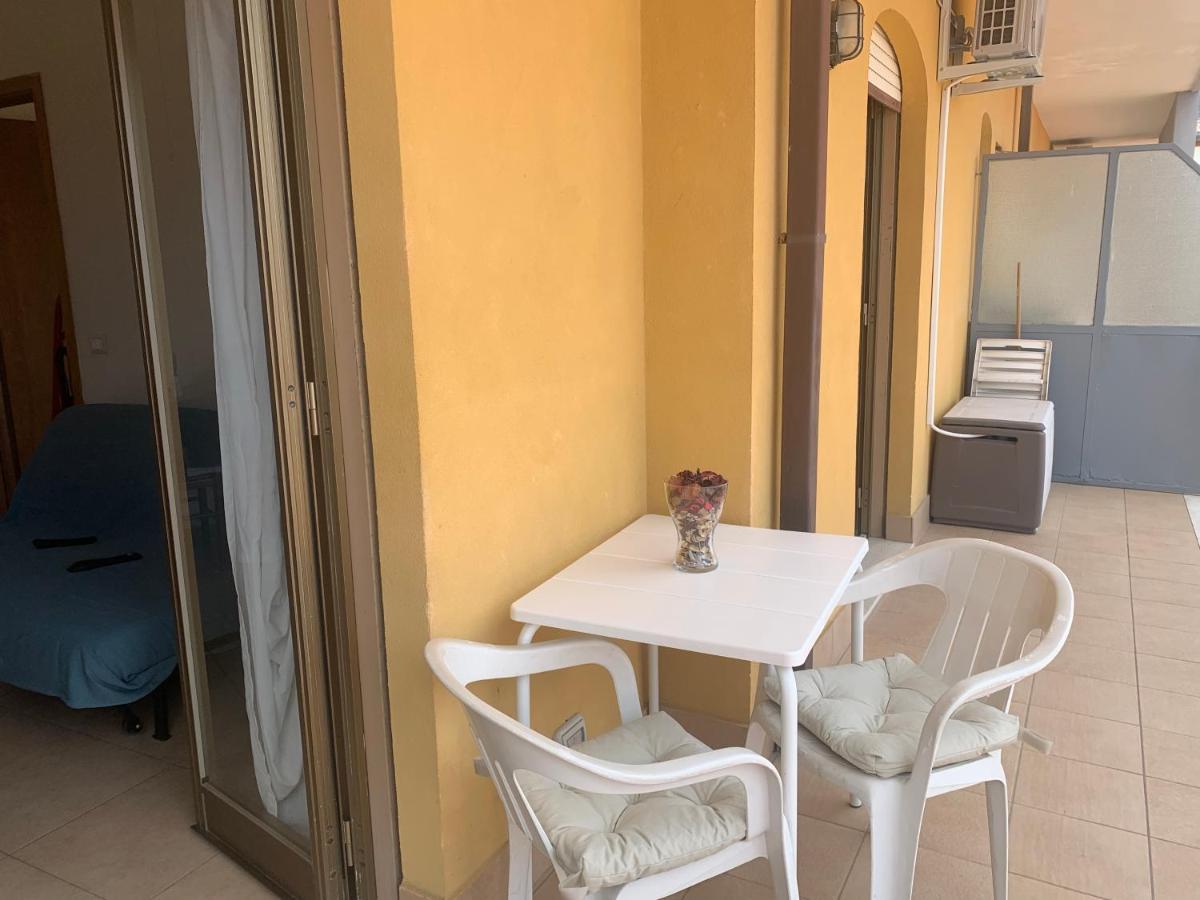 גיארדיני נאקסוס Residence La Fenice Ff מראה חיצוני תמונה